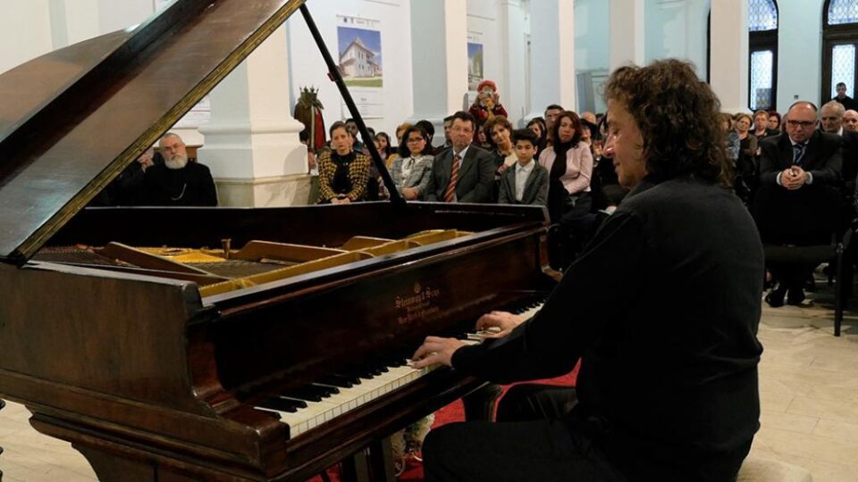 Horia Mihail aduce "Pianul Călător" la Suceava