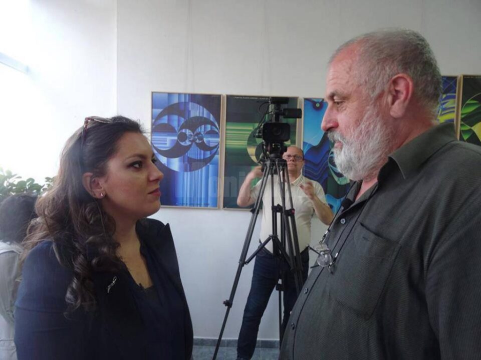 Expoziția „Magia punctului 2 - unitate în diversitate" a artistului Victor Foca
