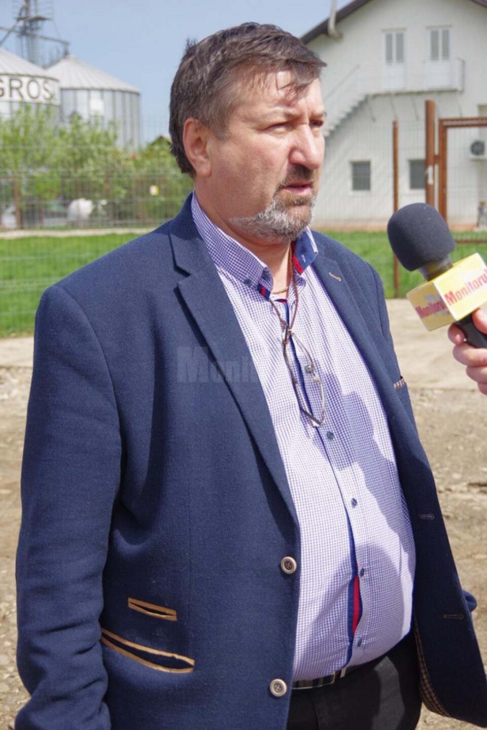 Gheorghe Șcheuleac alături de inspectorii ITM și jandarmii veniți în control