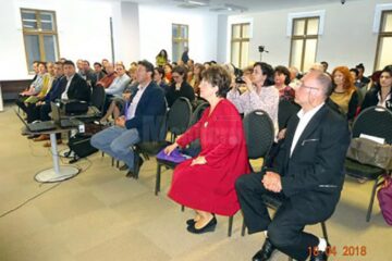 Schimb de experiență între profesorii care lucrează în palatele și cluburile copiilor din județele Suceava și Neamț