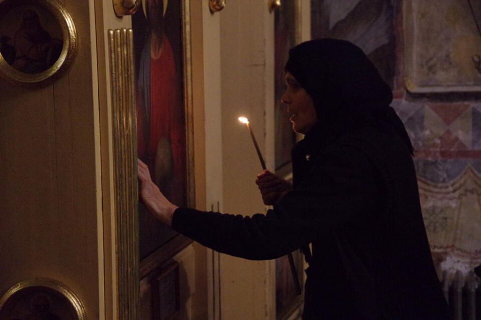 Femeile Mironosițe L-au urmat pe Iisus până la moarte și după moarte, spune PS Varlaam Femeile Mironosițe L-au urmat pe Iisus până la moarte și după moarte, spune PS Varlaam