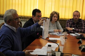 Ion Lungu, arătând somația E.ON către Thermonet: "Dacă nu plătim, o să rămânem fără apă caldă!"