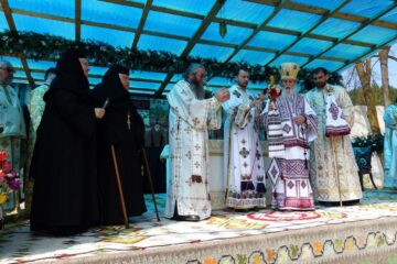 Hram la Mănăstirea Voroneț