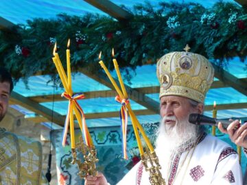 Hram la Mănăstirea Voroneț