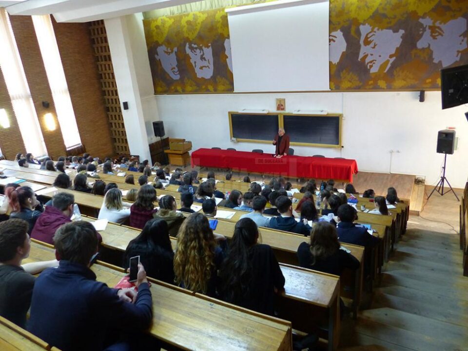Orele de limba română sunt cele mai frecventate