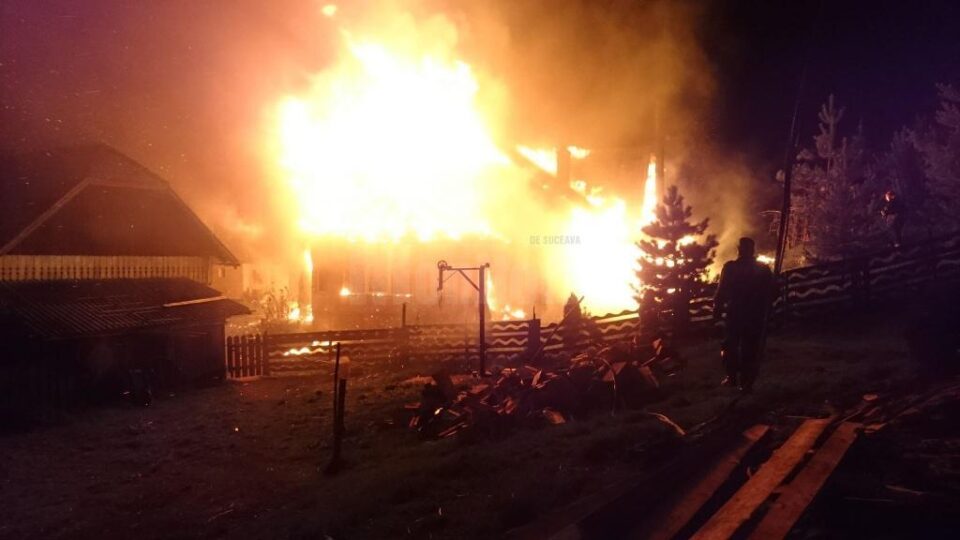 Pompierii au avut nevoie de 5 ore de interventie pentru lichidarea incendiului