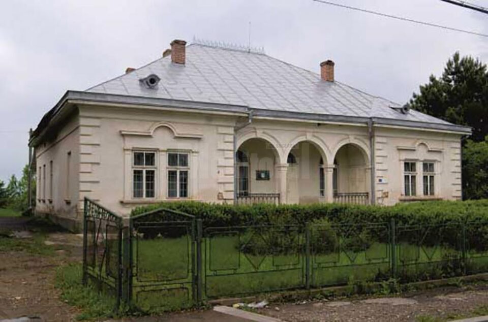 Primaria Siret vrea să depuna un proiect european pentru reabilitarea Muzeului de Istorie