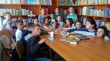 „Ziua Bibliotecarului”, marcată la Liceul Tehnologic „Ștefan cel Mare” Cajvana