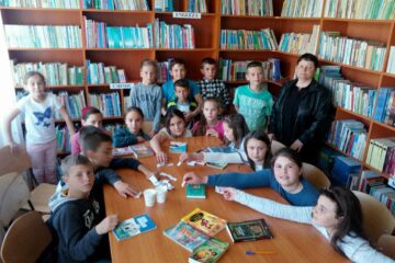 Eveniment „Ziua Bibliotecarului”, marcată la Liceul Tehnologic „Ștefan cel Mare” Cajvana