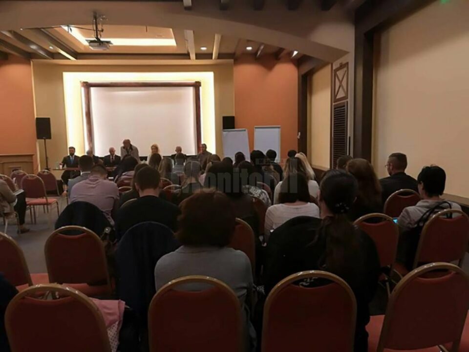 Simpozionul național „Rolul kinetoterapeutului și al sportului în recuperarea elevului cu CES”, la Gura Humorului