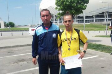 Antrenorul Cristian Prâsneac și atletul Gabriel Bularda, vicecampion național la semimaraton juniori I