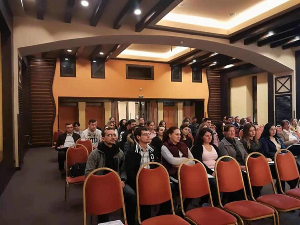 Simpozionul național „Rolul kinetoterapeutului și al sportului în recuperarea elevului cu CES”, la Gura Humorului