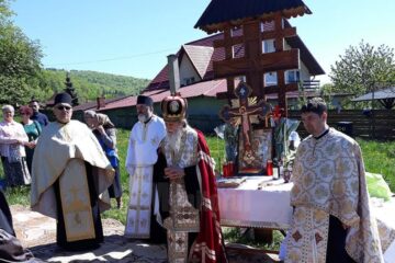 Sfințire de loc pentru o nouă biserică la Gura Humorului