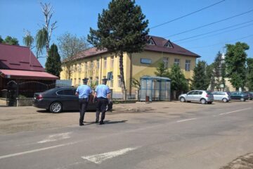 Patrulele pe jos sunt considerate eficiente de șefii polițiștilor locali