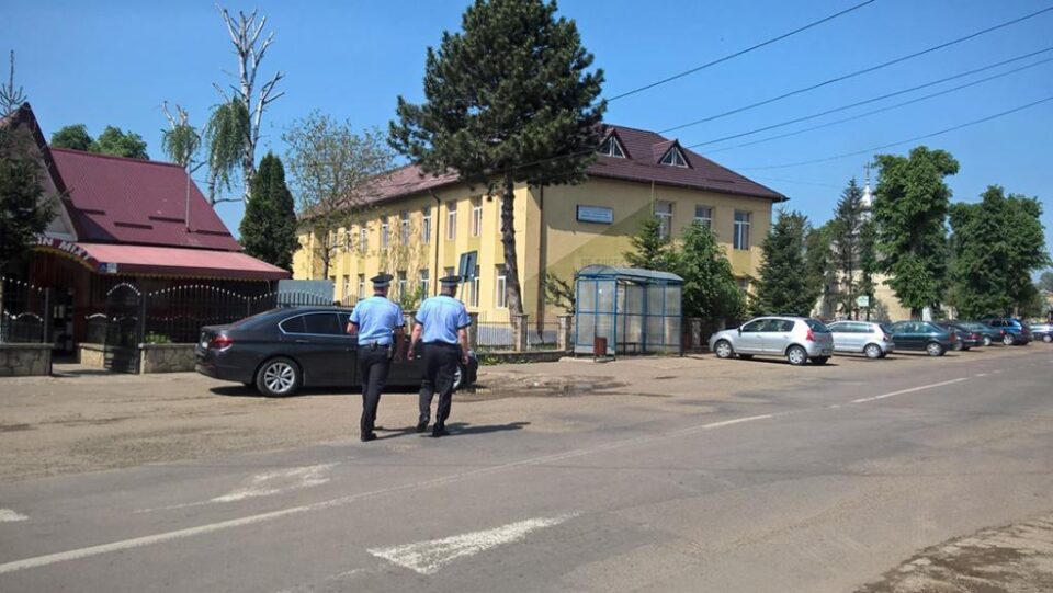 Patrulele pe jos sunt considerate eficiente de șefii polițiștilor locali