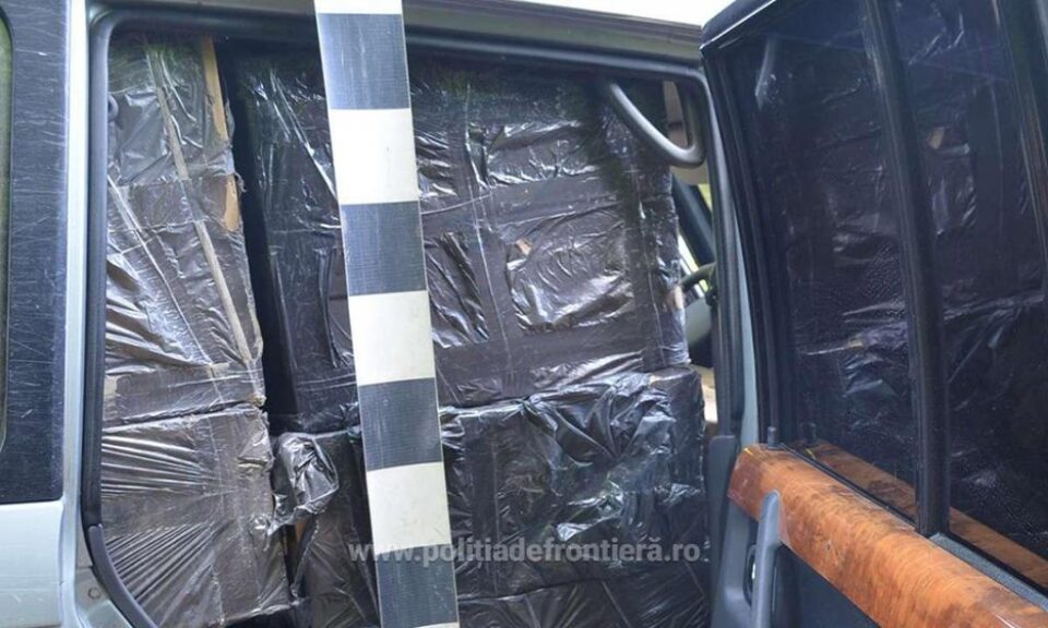 Autoturismele și țigările de contrabandă au fost confiscate