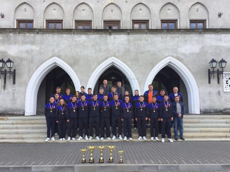 Rezultate bune pentru elevii militari câmpulungeni la Campionatul de orientare, cros, șah și minifotbal