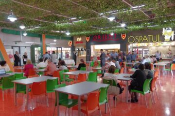 Zona de food-court de la Egros