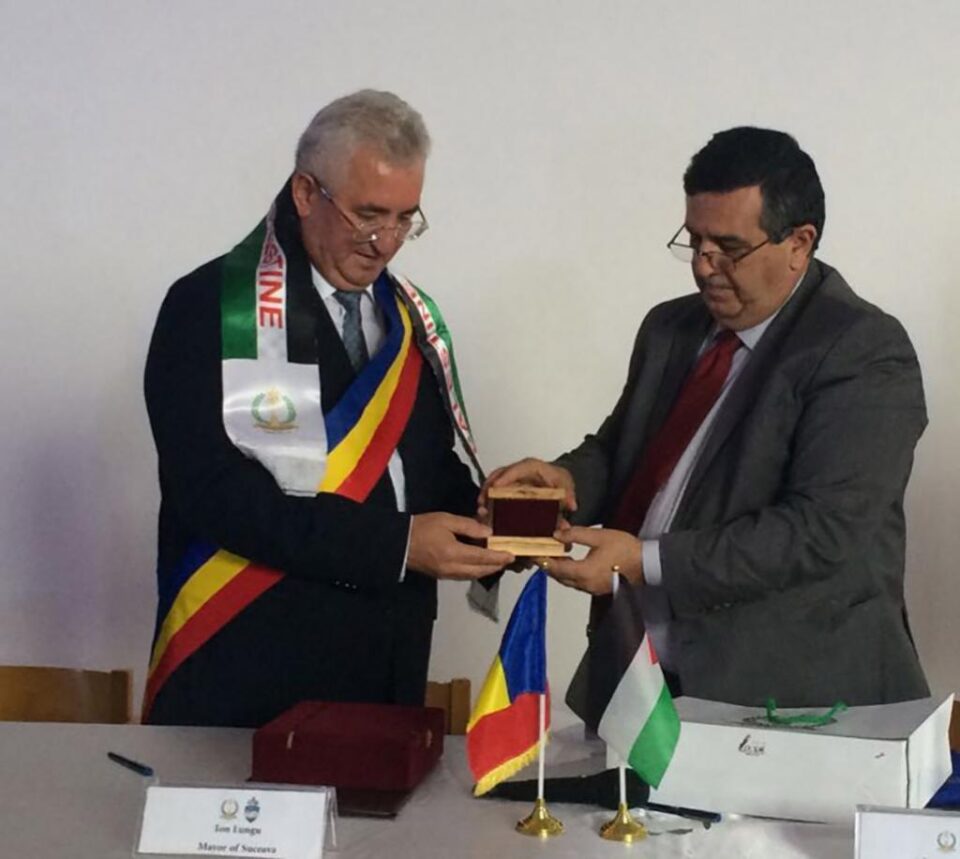 Înfrățirea Sucevei cu Bethlehem a fost semnată luni, de primarii celor două orașe