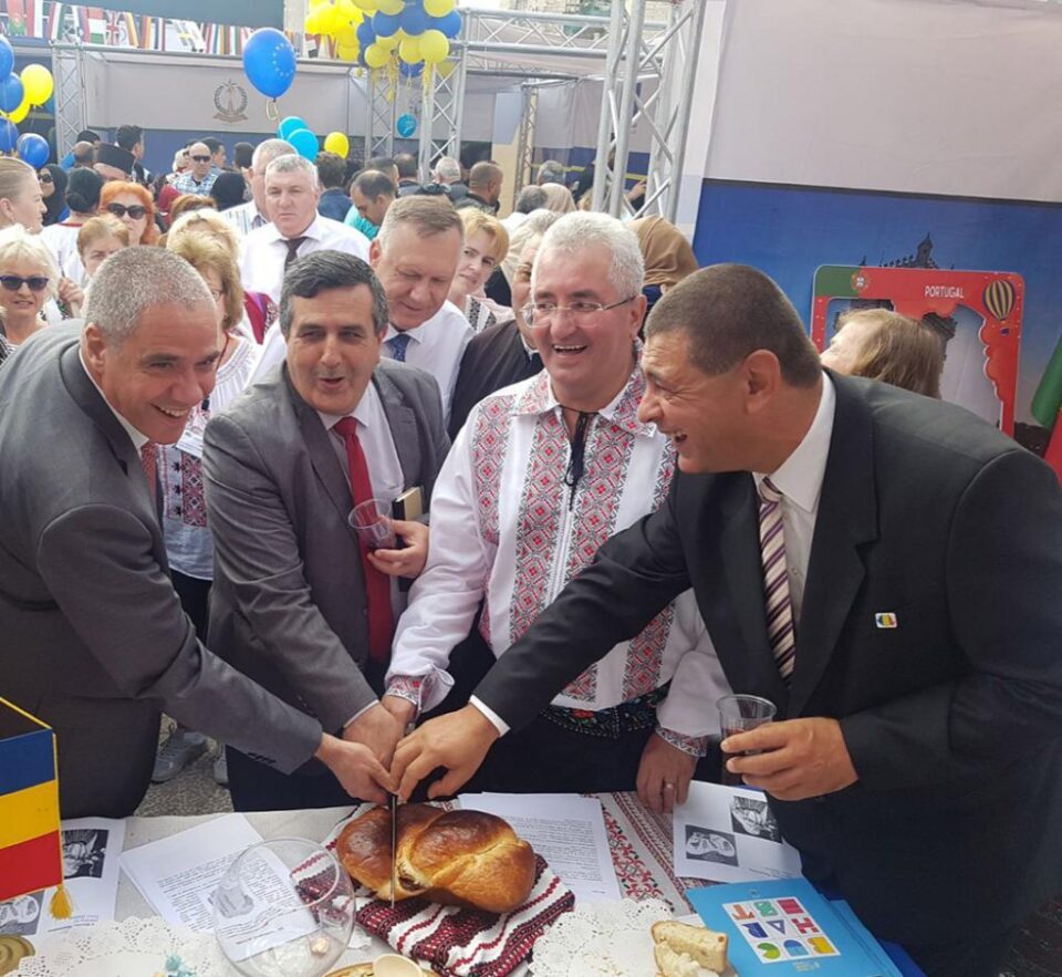 Ziua Europei, sărbătorită la Bethlehem, cu ii populare și produse gastronomice românești