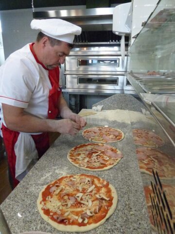 Ingredientele atent alese și o preparare pe măsură dau savoare noilor produse Mopan