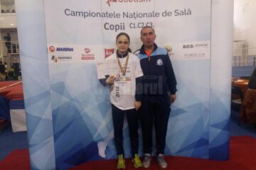 Claudia Costiuc, alături de antrenorul Cristian Prâsneac