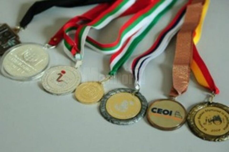 Trei elevi din județ, calificați la olimpiade internaționale