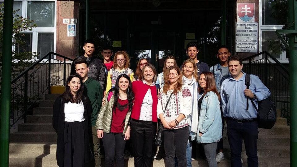 Parteneriat între Colegiul de Industrie Alimentară Suceava și licee din Slovacia și Italia