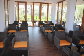 Cinci firme s-au înscris la licitația pentru cafeneaua de la Zona de Agrement Tătărași