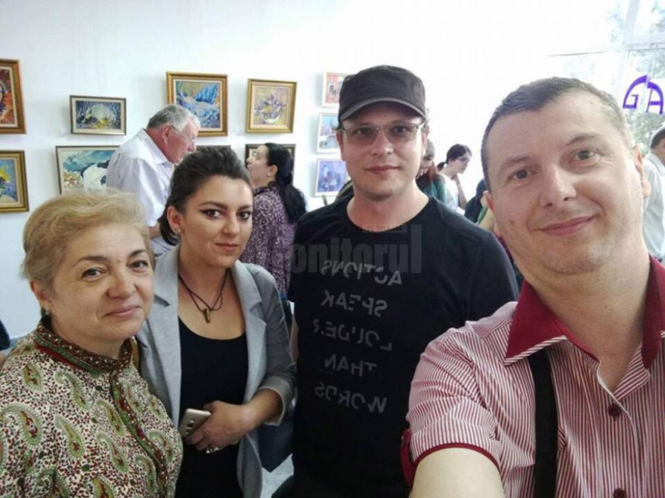 Expoziția de pictură și grafică mică - UAPR Suceava