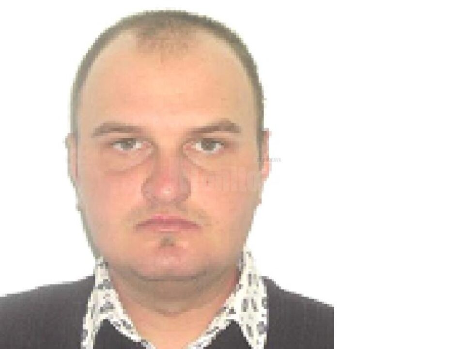 Bărbat în vârstă de 30 de ani, căutat de poliție după ce a dispărut de acasă Bărbat în vârstă de 30 de ani, căutat de poliție după ce a dispărut de acasă