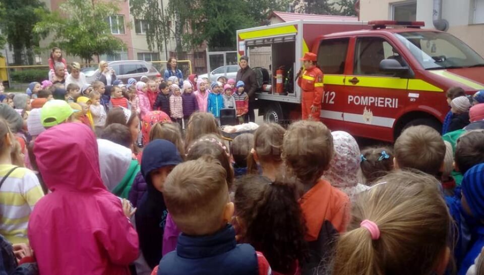 „Să știi mai multe, să fii mai bun”, activitate la grădinițele „Gulliver” și „ABC” Suceava