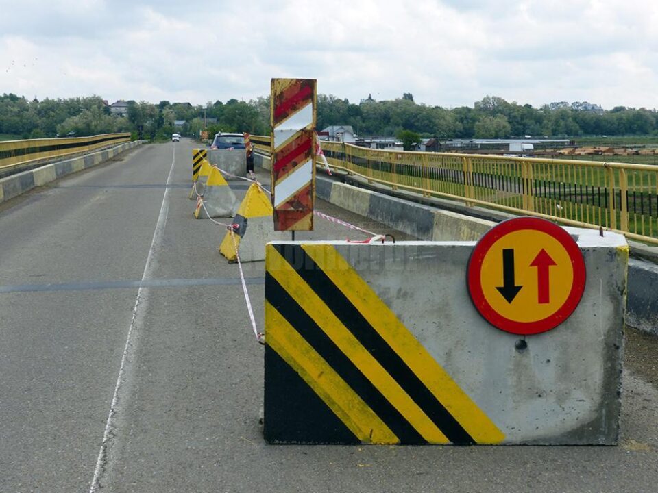 Traficul a fost închis pe porțiunea cea mai afectată