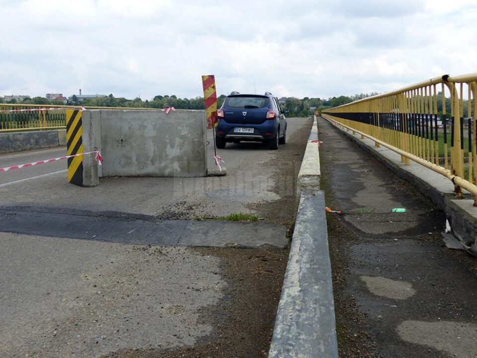 Zona degradată pe care nu se mai poate circula