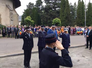 Depuneri de coroane și alocuțiuni de Ziua Eroilor, la Rădăuți