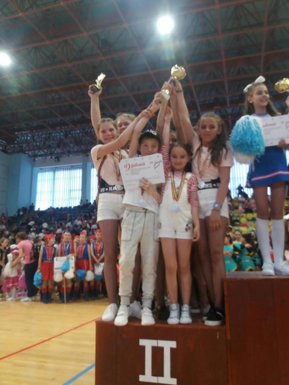 Sportivi din Moldovița, premiați la nivel național