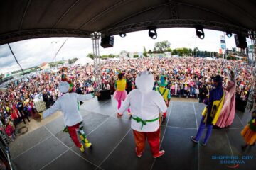 Public record la concertul Gașca Zurli de la Shopping City Suceava
