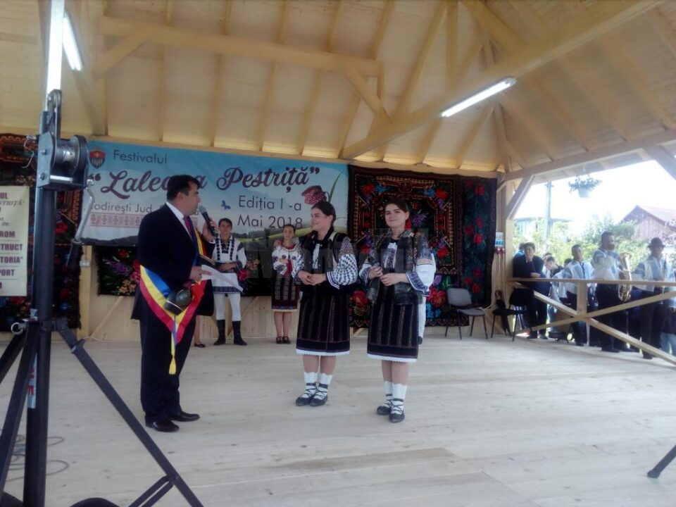 Festivalul “Laleaua Pestriță”, la Todirești