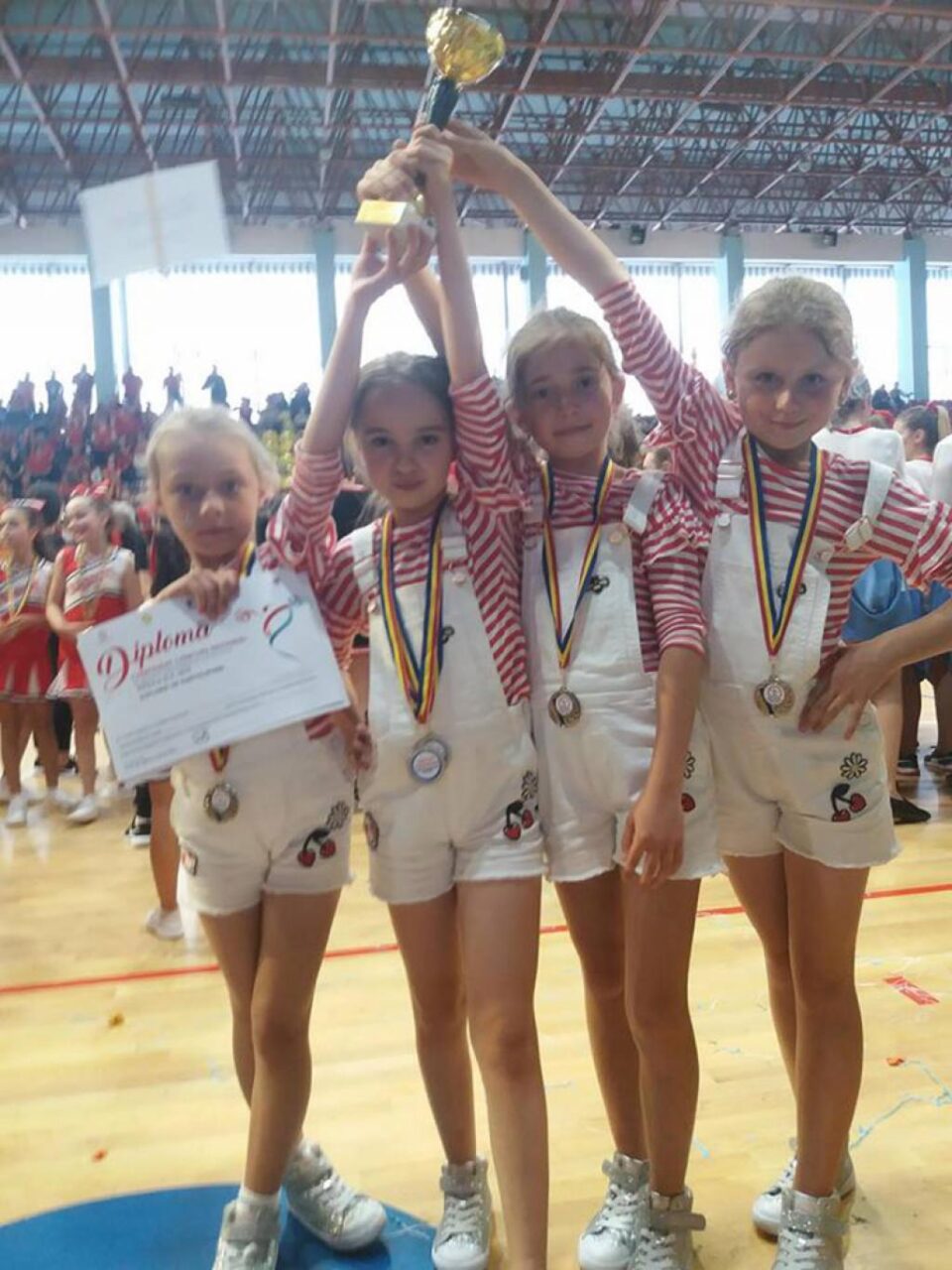 Sportivi din Moldovița, calificați la Campionatul European de Cheerleading de la Helsinki