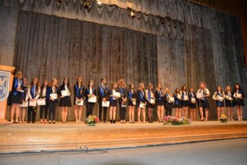 Cursul festiv al celor 190 de absolvenți ai Colegiului „Ștefan cel Mare” Suceava, promoția 2018