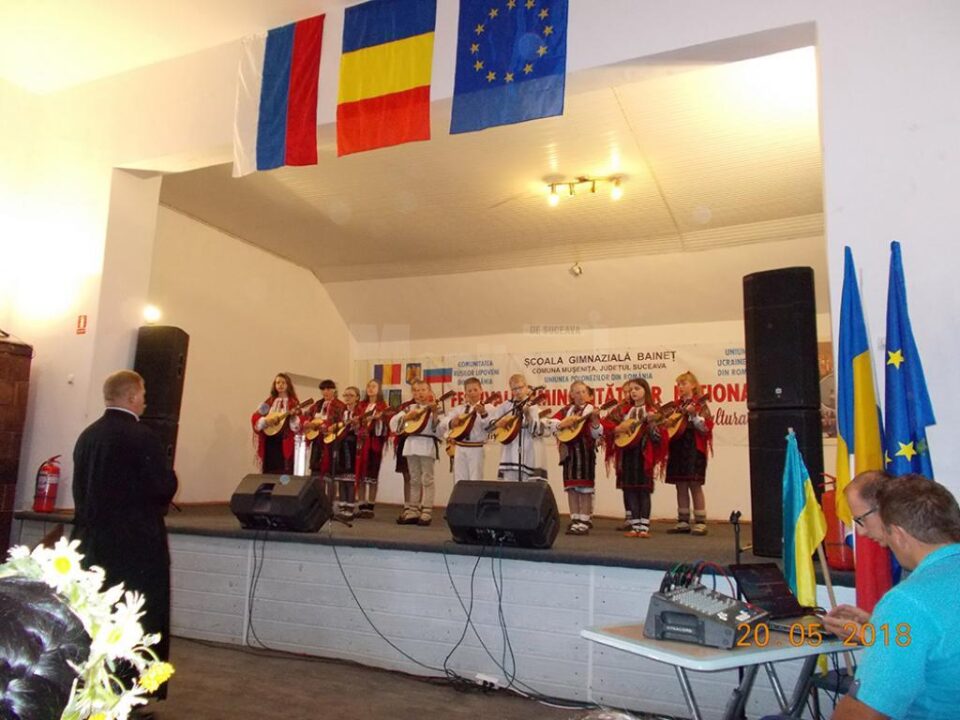 Festivalul „Spațiul bucovinean – buchet de valori multiculturale”, organizat de Școala Gimnazială Baineț