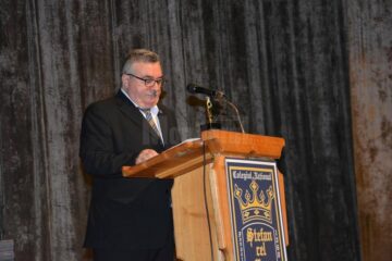 Profesorul Dan Popescu, directorul Colegiului "Ștefan cel Mare" Suceava