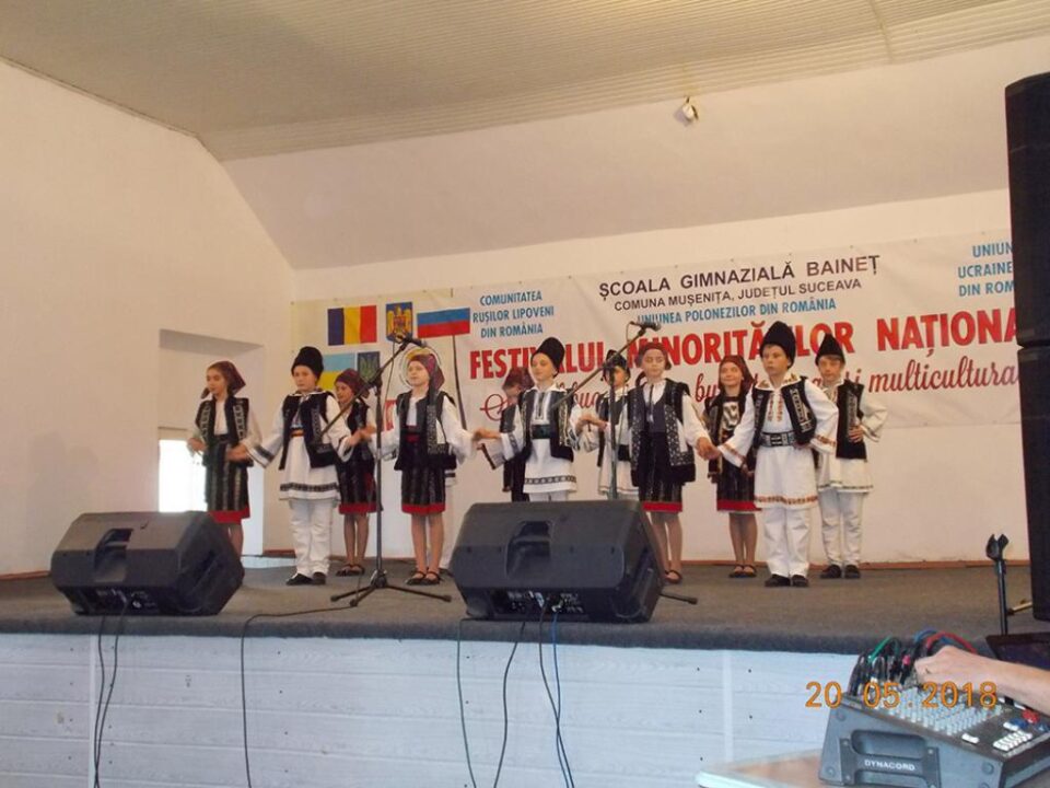 Festivalul „Spațiul bucovinean – buchet de valori multiculturale”, organizat de Școala Gimnazială Baineț Festivalul „Spațiul bucovinean – buchet de valori multiculturale”, organizat de Școala Gimnazială Baineț