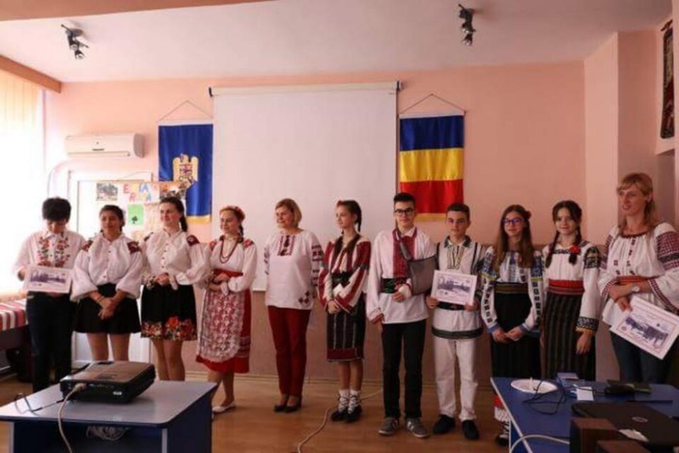 „Pași prin Bucovina”, la Școala Gimnazială „Miron Costin” Suceava