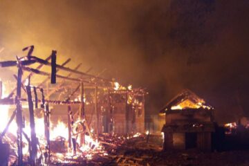 Incendiul izbucnit în toiul nopții a făcut pagube mari în gospodăria din Zamostea