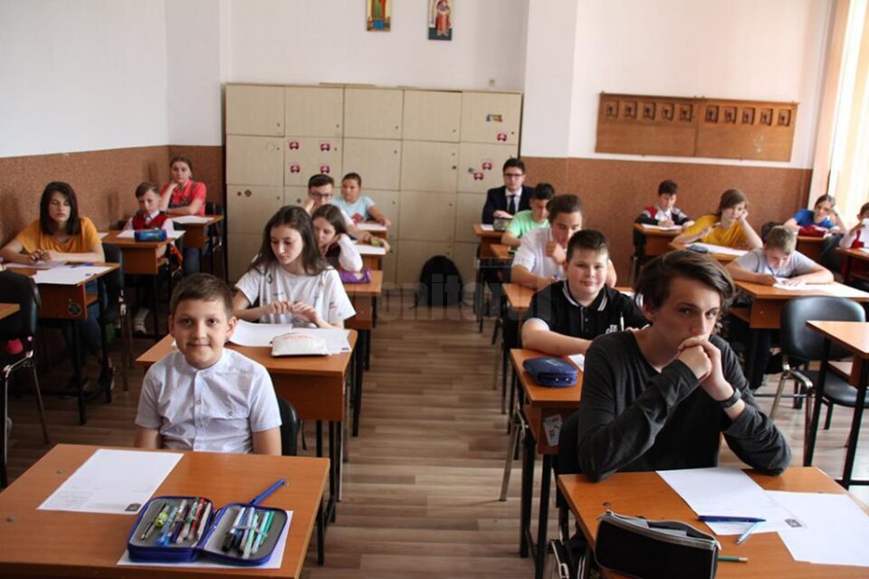 Competiția se adresează elevilor performanți și pasionați de matematică