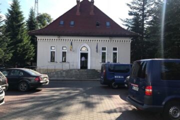 Percheziții la Direcția Silvică Suceava