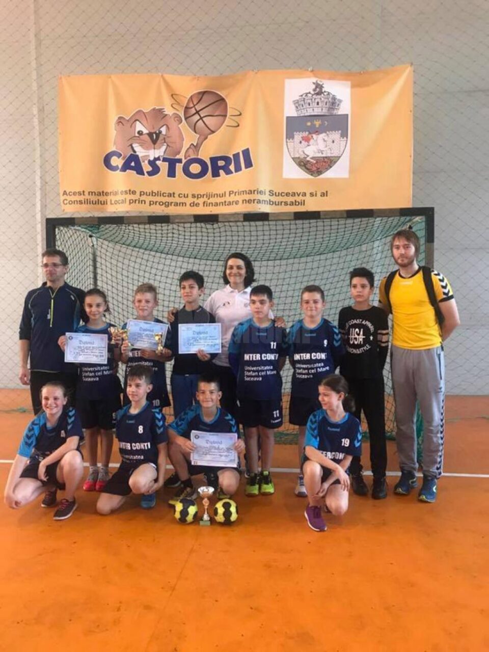 Școala Ion Creangă Suceava s-a calificat la turneul final la ONSS handbal primar mixt