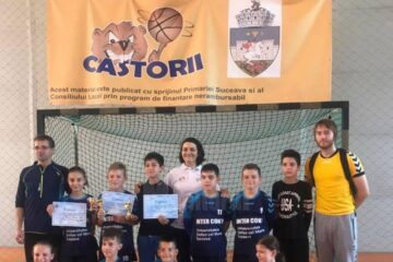 Școala Ion Creangă Suceava s-a calificat la turneul final la ONSS handbal primar mixt