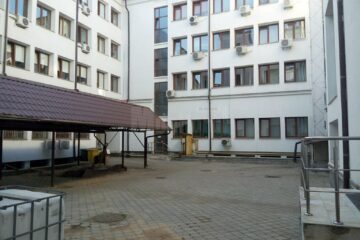 Curtea Palatului Administrativ, locul unde se va construi o Sală a Unirii